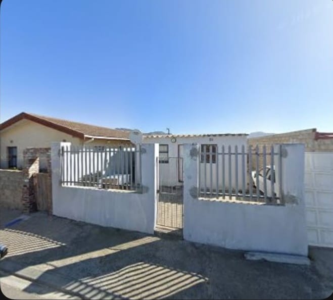 3 Bedroom Property for Sale in Lavender Hill Western Cape